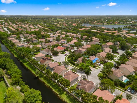 Tiny photo for 648 NW 127th Avenue, Coral Springs, FL 33071 (MLS # B26013983)