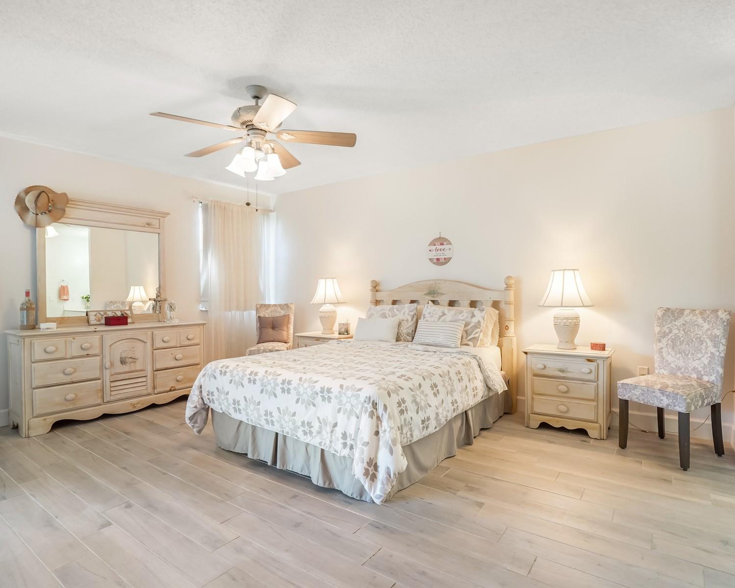 Cypress Bend Building 24 - Residential