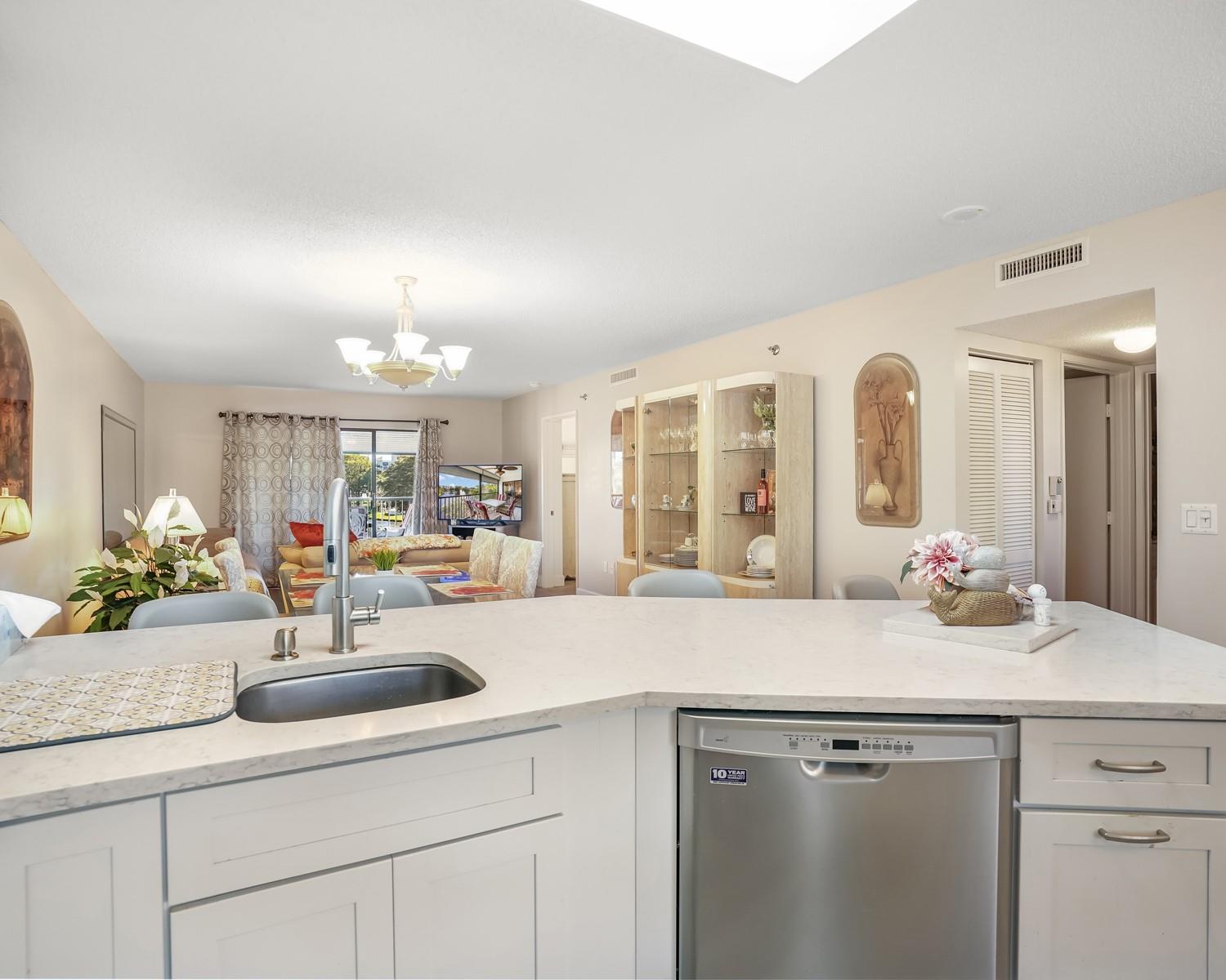 Cypress Bend Building 24 - Residential