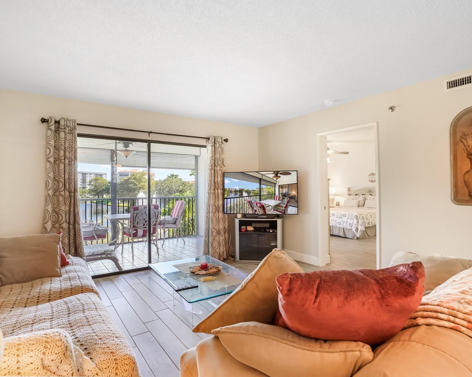 Cypress Bend Building 24 - Residential