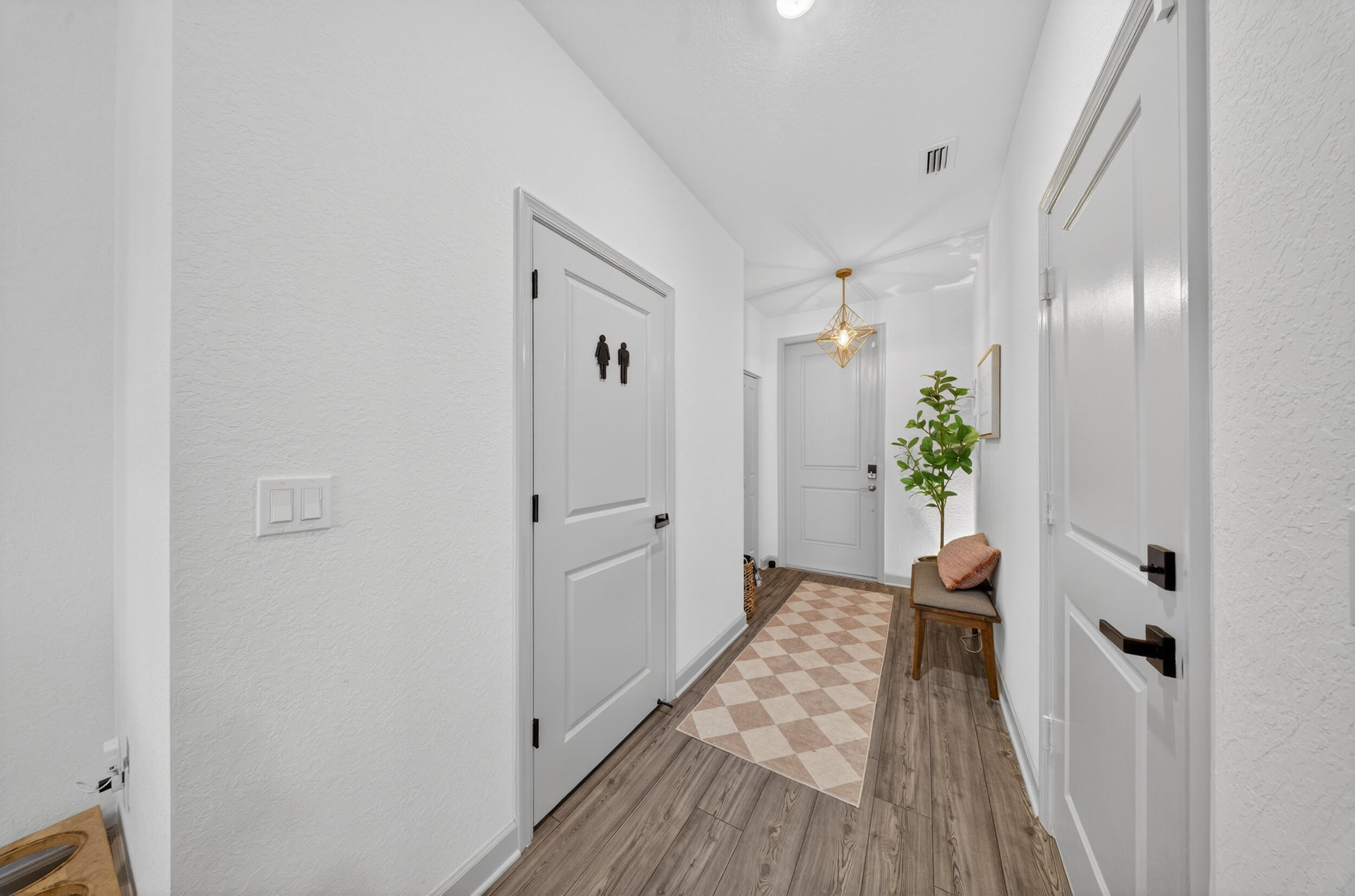 656 SE Lake Falls Street