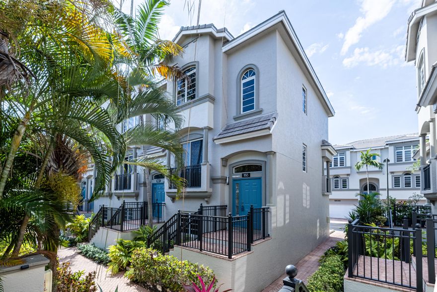 Nice corner unit in very desirable area.  3 Full bedrooms, 3.5 baths, 2 Car Garage. Terrace off kitchen. Separate laundry room. Fresh paint inside and new carpet on steps. Wood and tile flooring throughout. Roof 2006.