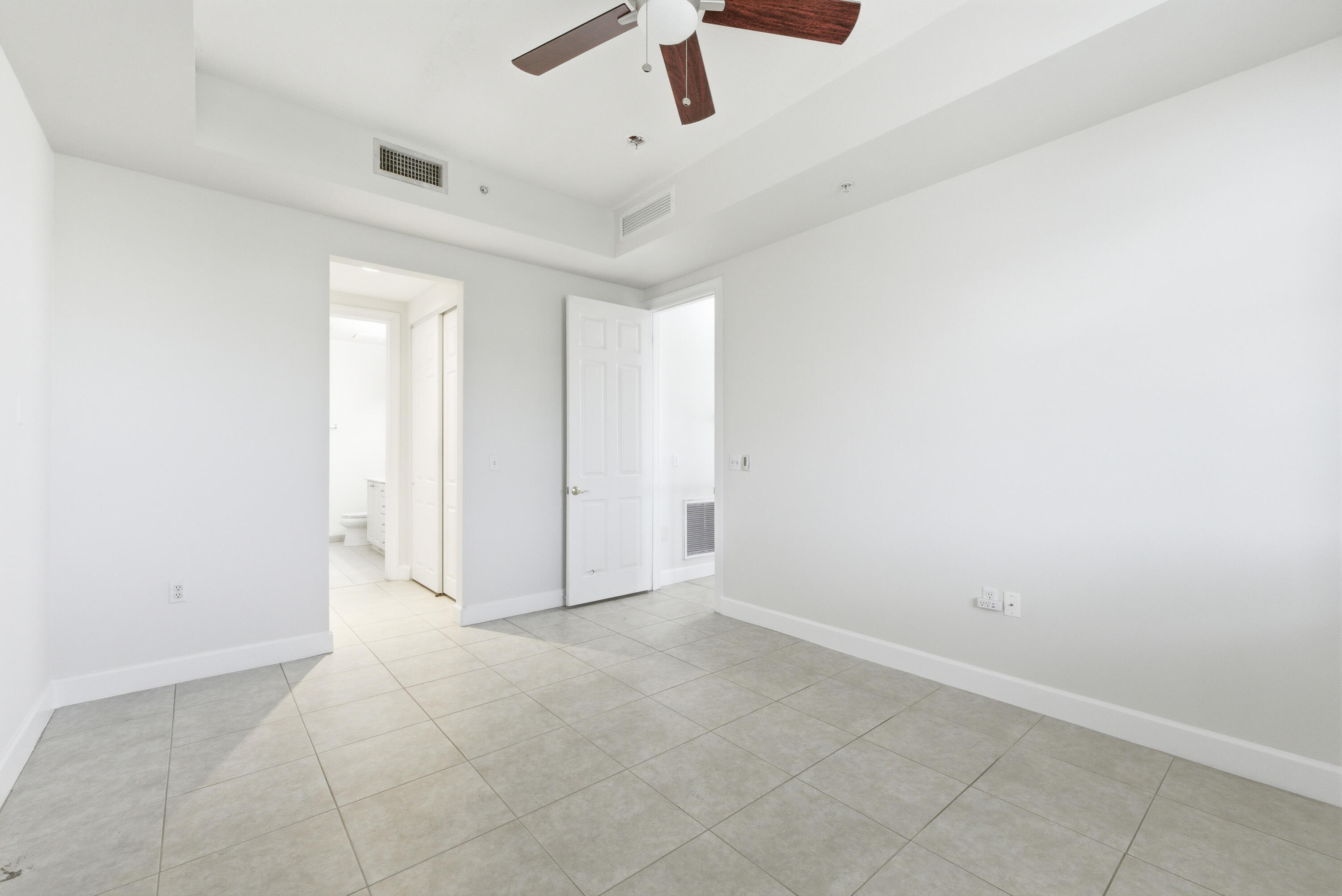 SOIGNE PLAT - Residential