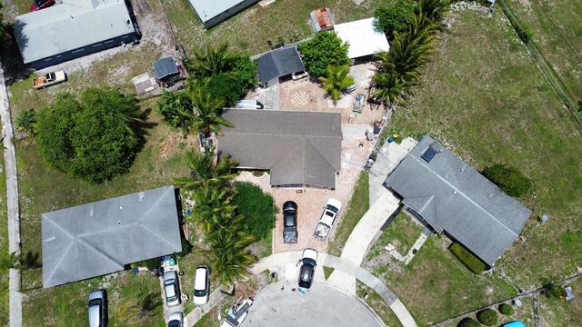 108 Fennemore Court