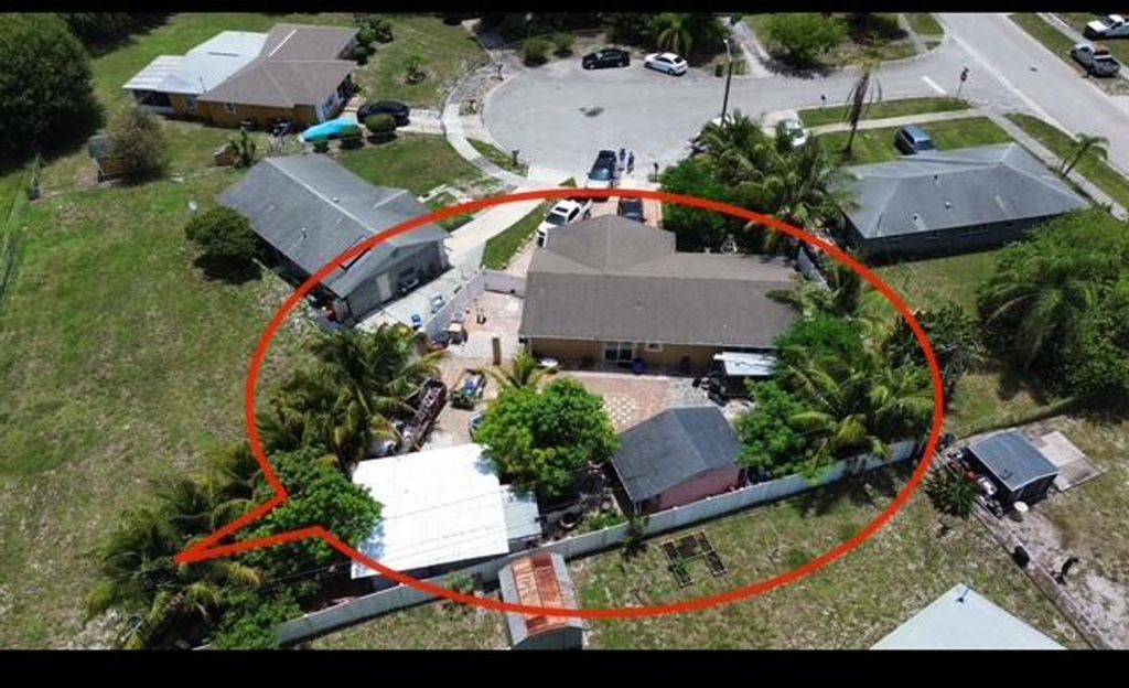 Photo of 108 Fennemore Court, Fort Pierce, FL 34946 (MLS # R11106882)