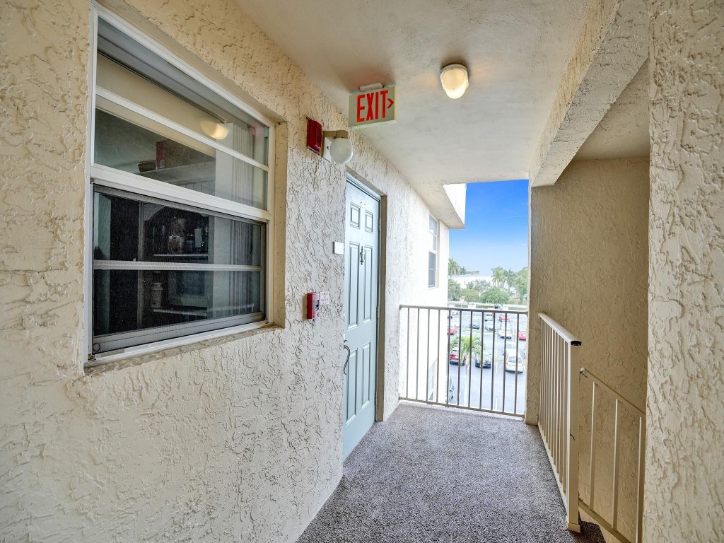 Holiday Springs - Residential