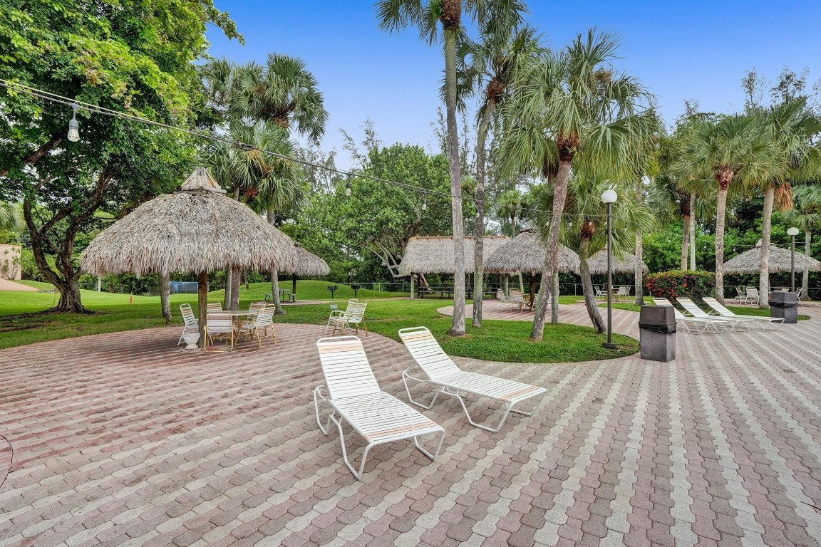 Holiday Springs - Residential