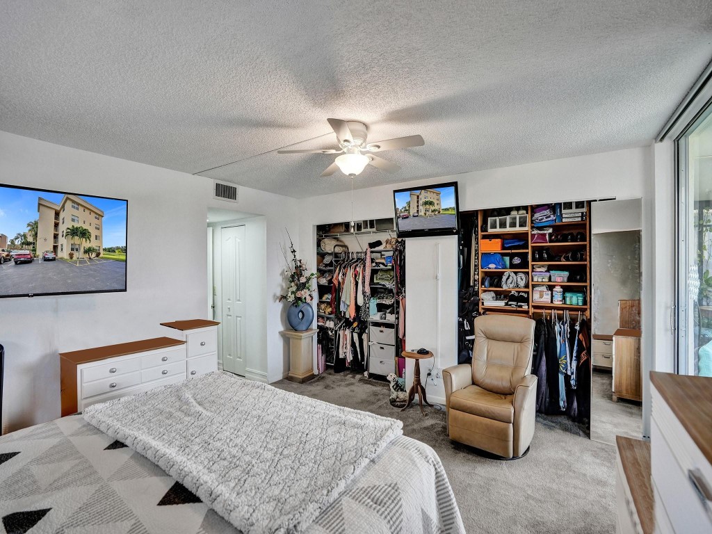 Holiday Springs - Residential