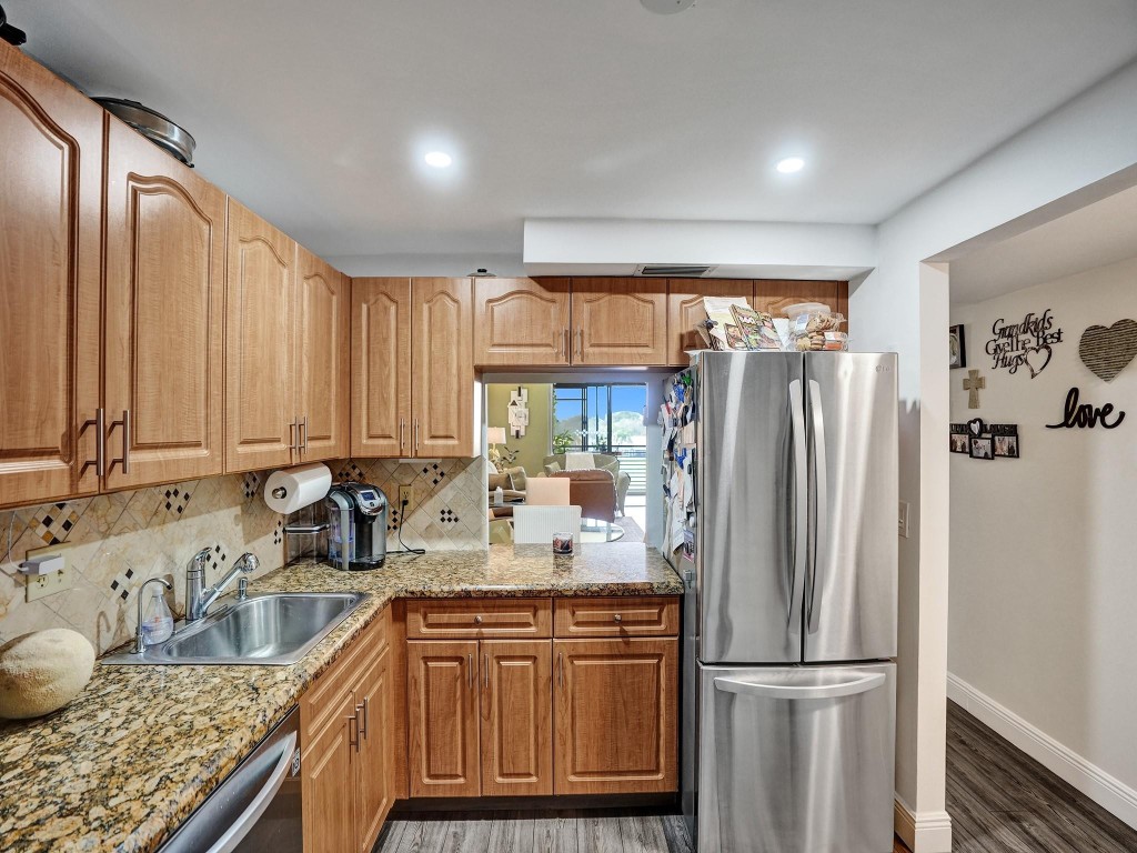 Holiday Springs - Residential