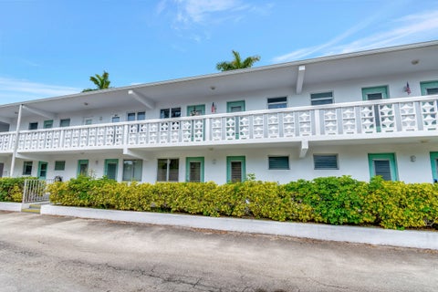 Tiny photo for 2161 NE 42nd Court #116, Lighthouse Point, FL 33064 (MLS # B26074991)