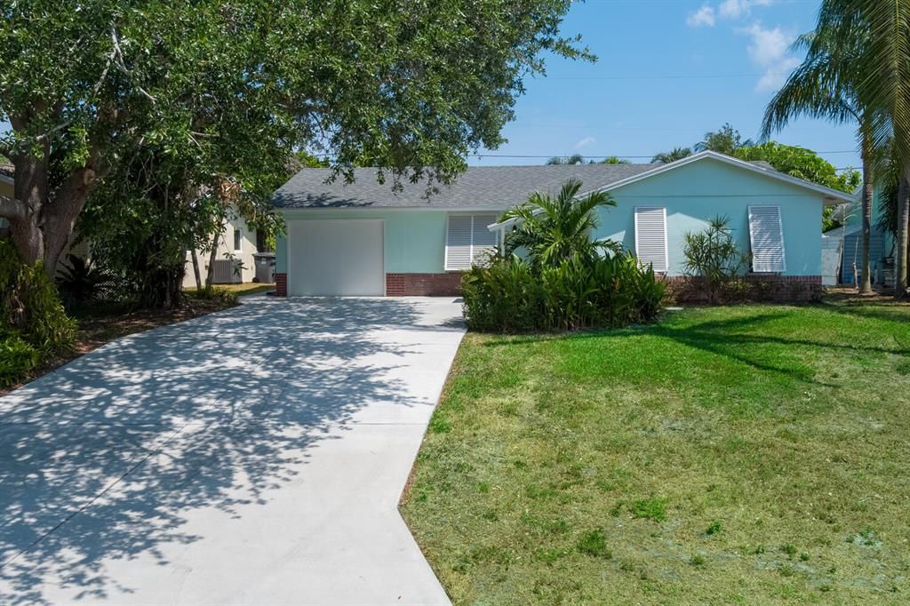 Photo of 1939 Ocala Road, North Palm Beach, FL 33408 (MLS # R10709778)