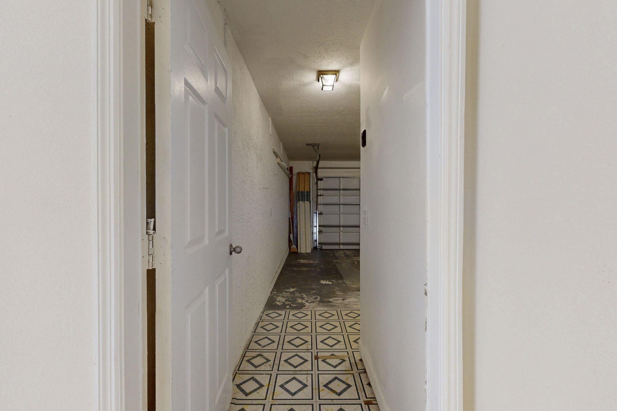 PORT ST LUCIE SECTION 3 - Residential Lease