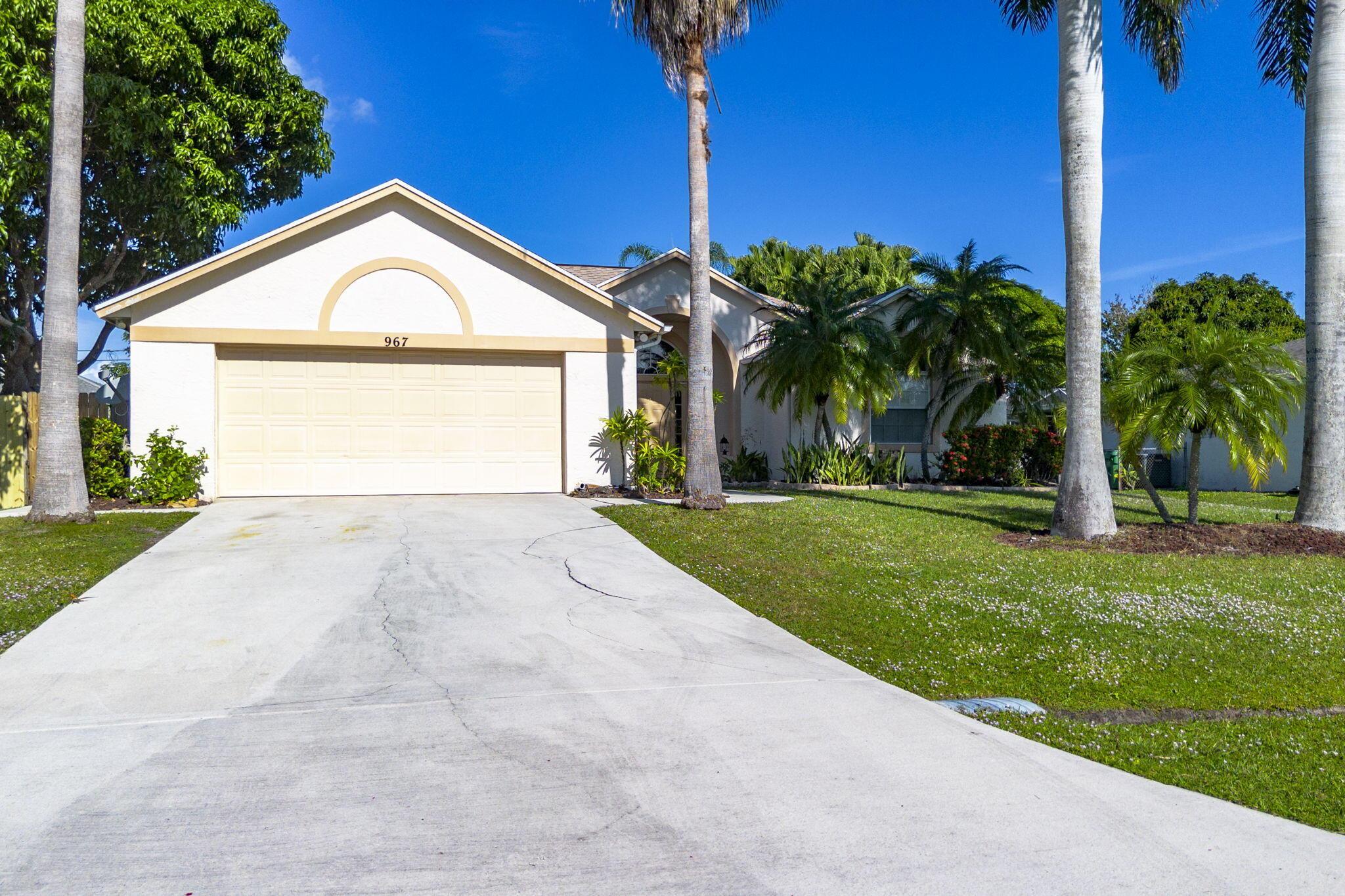 PORT ST LUCIE SECTION 3 - Residential Lease