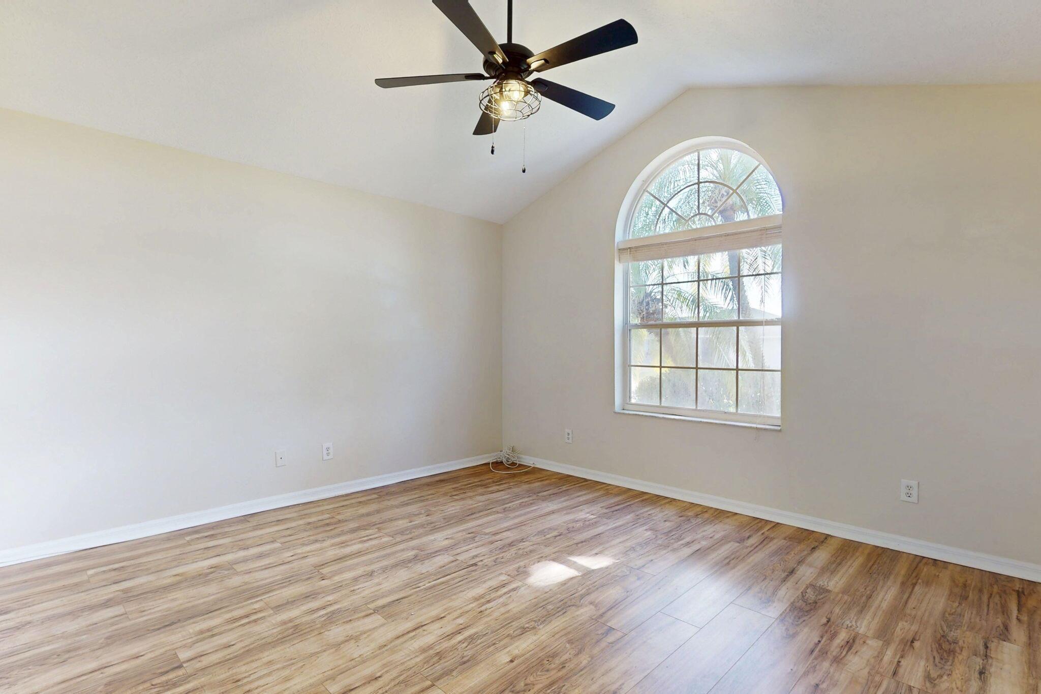 PORT ST LUCIE SECTION 3 - Residential Lease