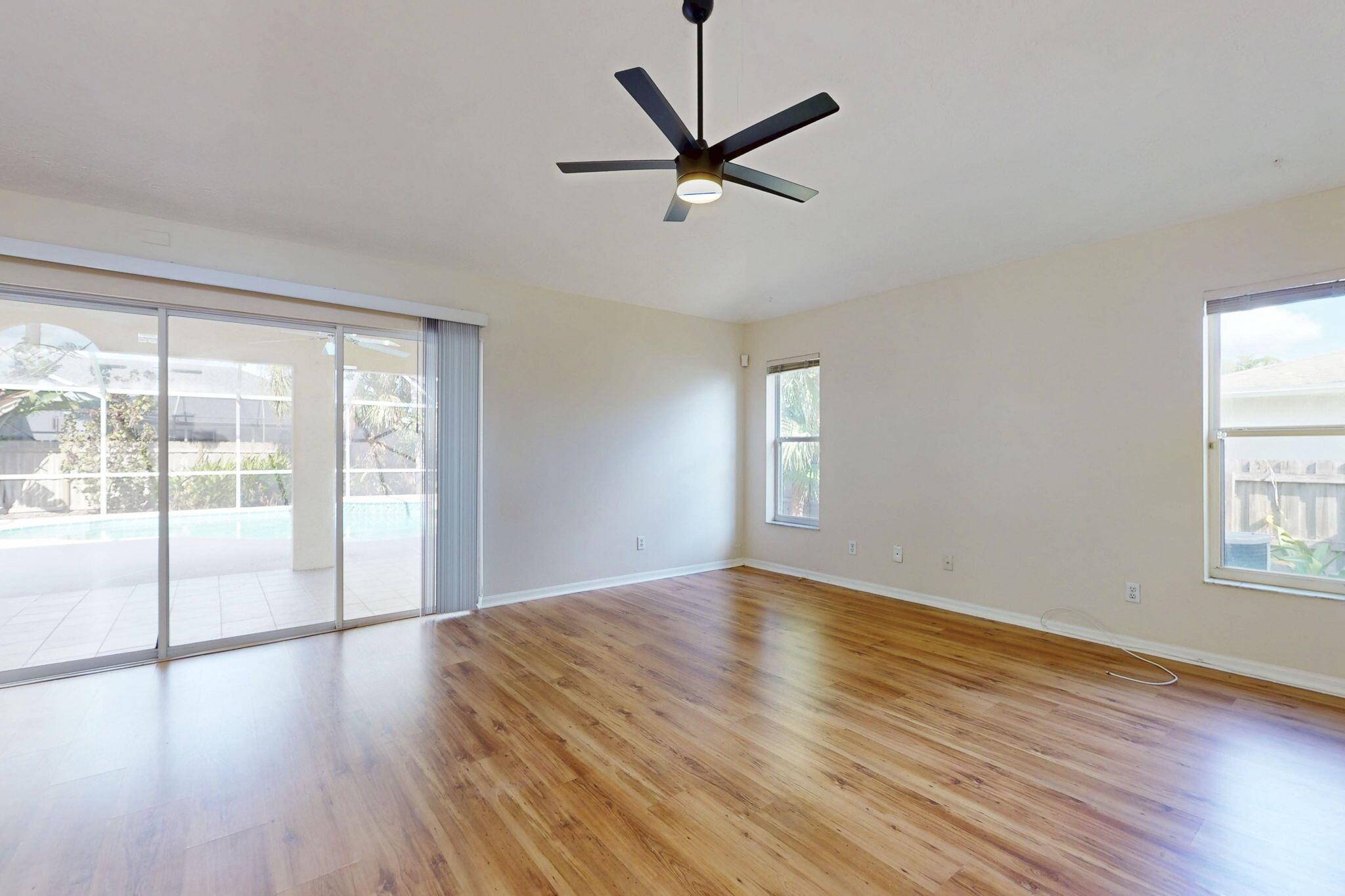 PORT ST LUCIE SECTION 3 - Residential Lease