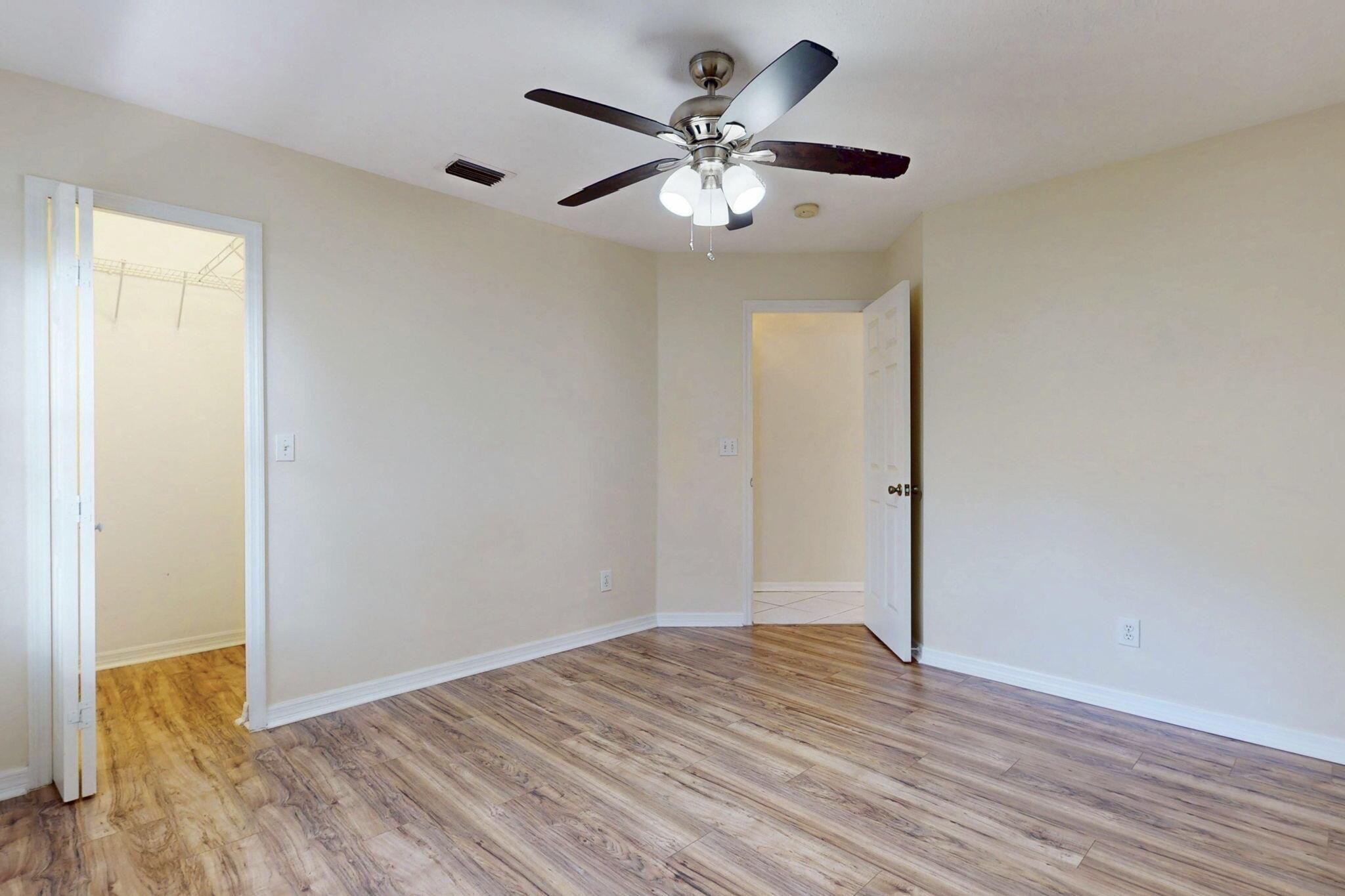 PORT ST LUCIE SECTION 3 - Residential Lease