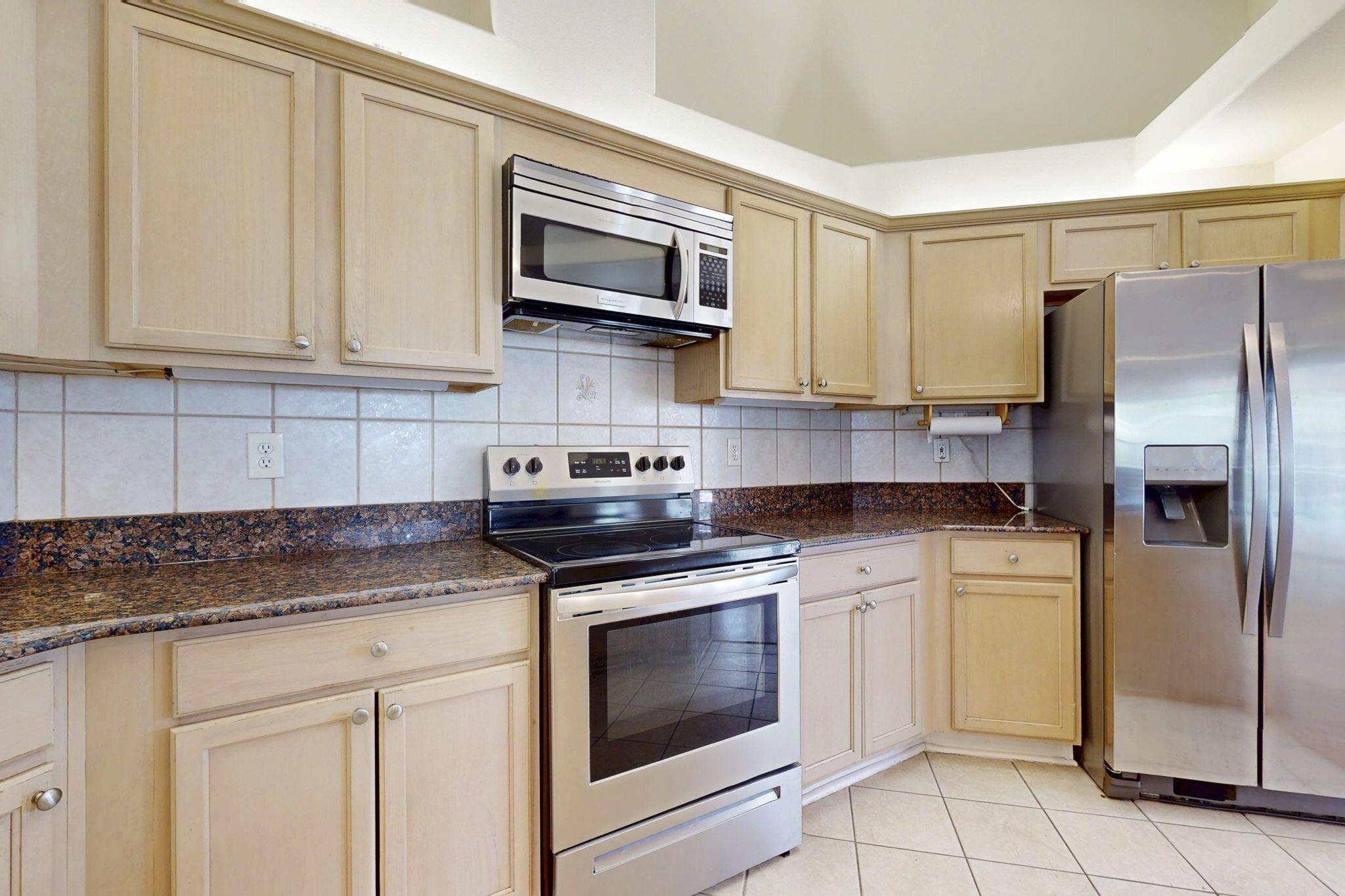 PORT ST LUCIE SECTION 3 - Residential Lease