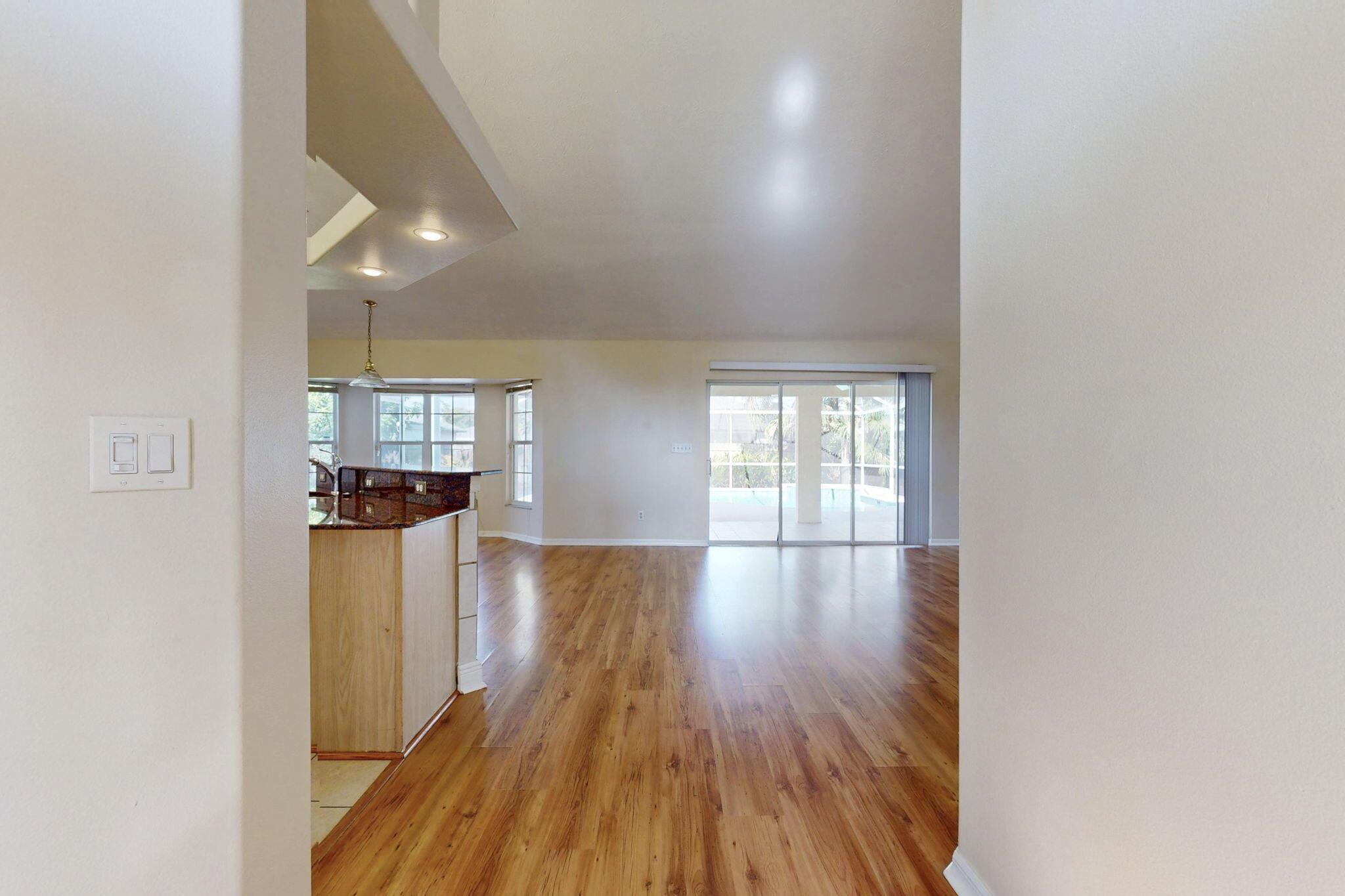 PORT ST LUCIE SECTION 3 - Residential Lease