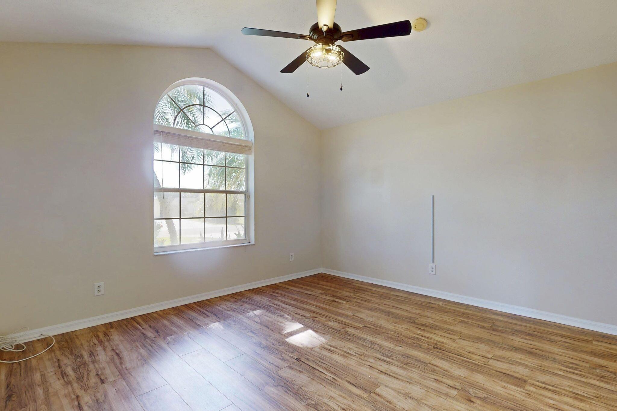 PORT ST LUCIE SECTION 3 - Residential Lease