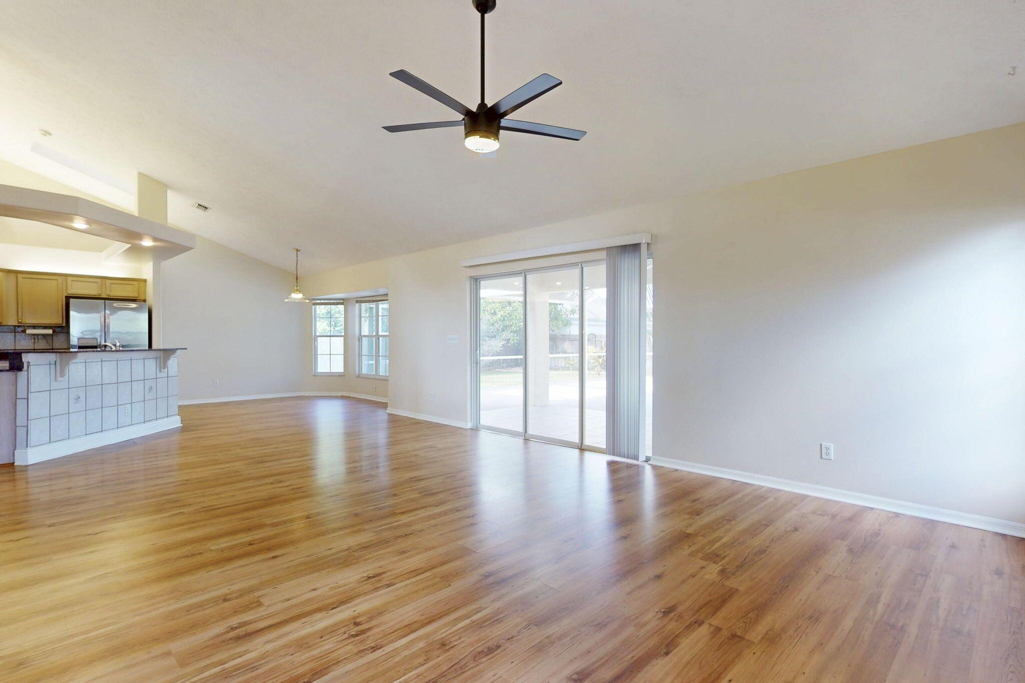 PORT ST LUCIE SECTION 3 - Residential Lease