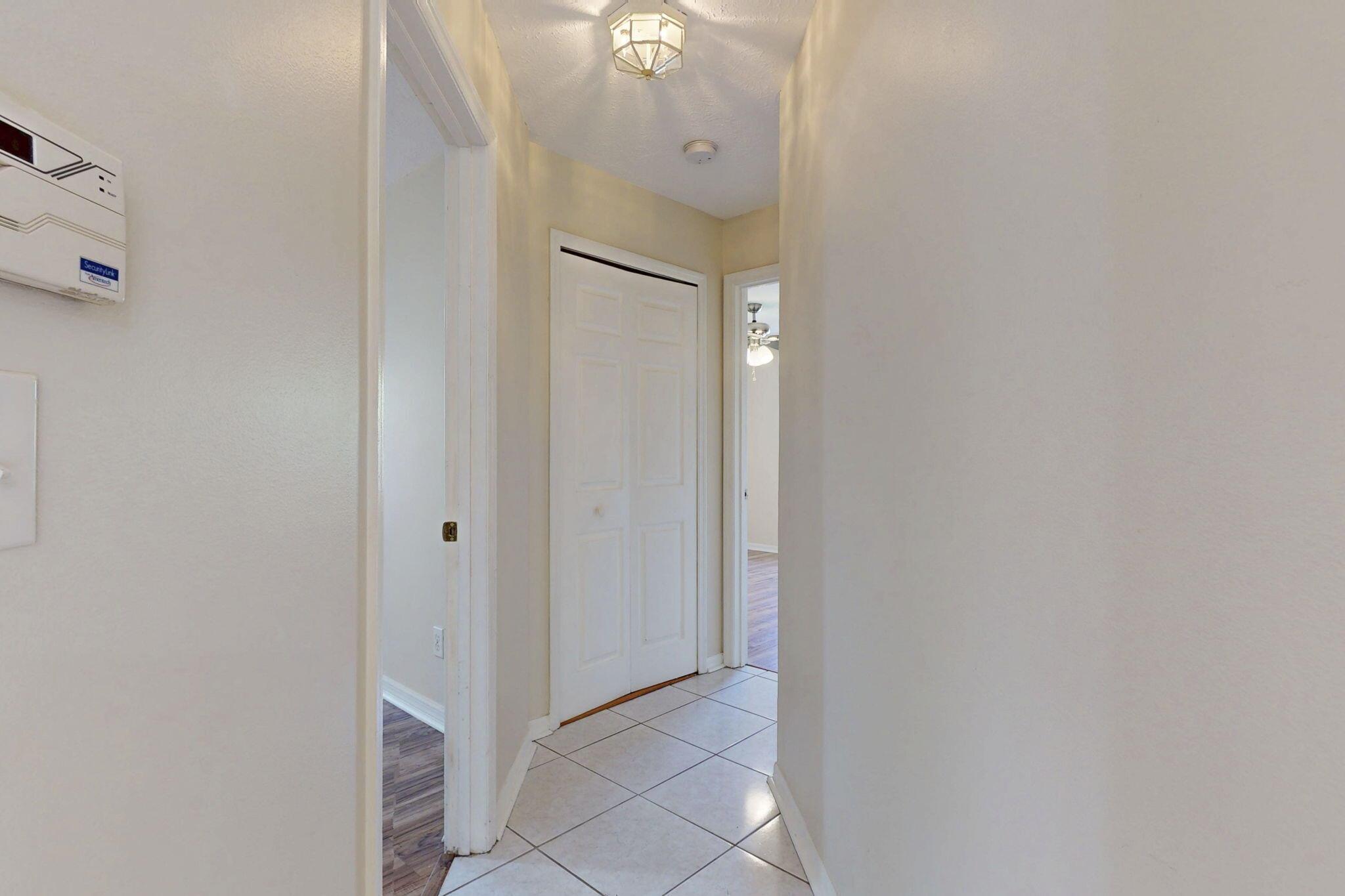 PORT ST LUCIE SECTION 3 - Residential Lease