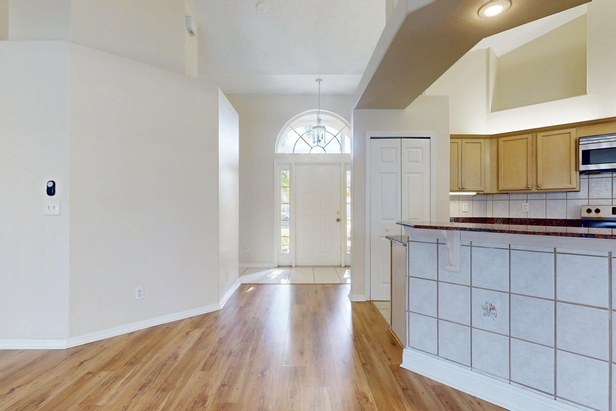 PORT ST LUCIE SECTION 3 - Residential Lease