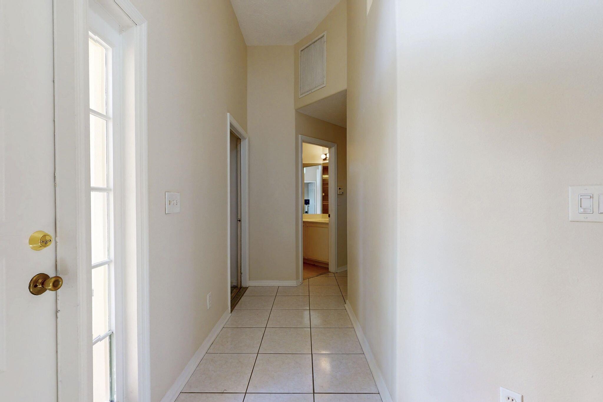 PORT ST LUCIE SECTION 3 - Residential Lease