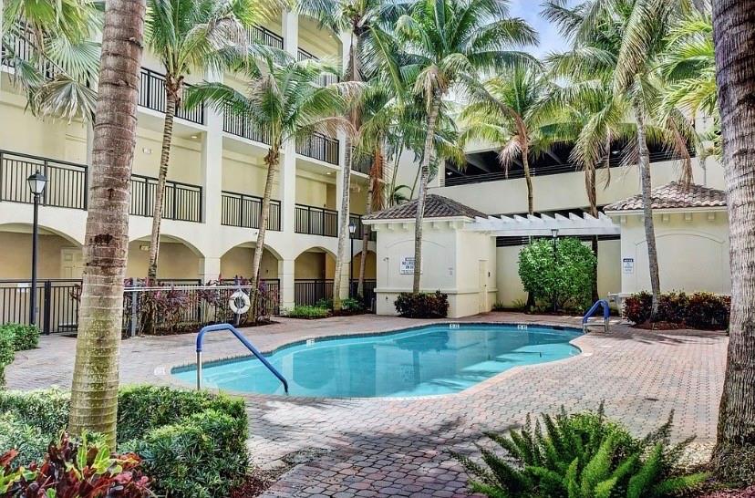 San Raphael - Residential