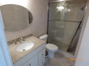 VILLAGE ROYALE GREENHILL CONDO - Residential