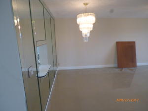 VILLAGE ROYALE GREENHILL CONDO - Residential