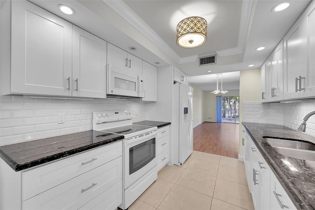 Photo of 1802 Eleuthera Point #E2, Coconut Creek, FL 33066 (MLS # F10532927)