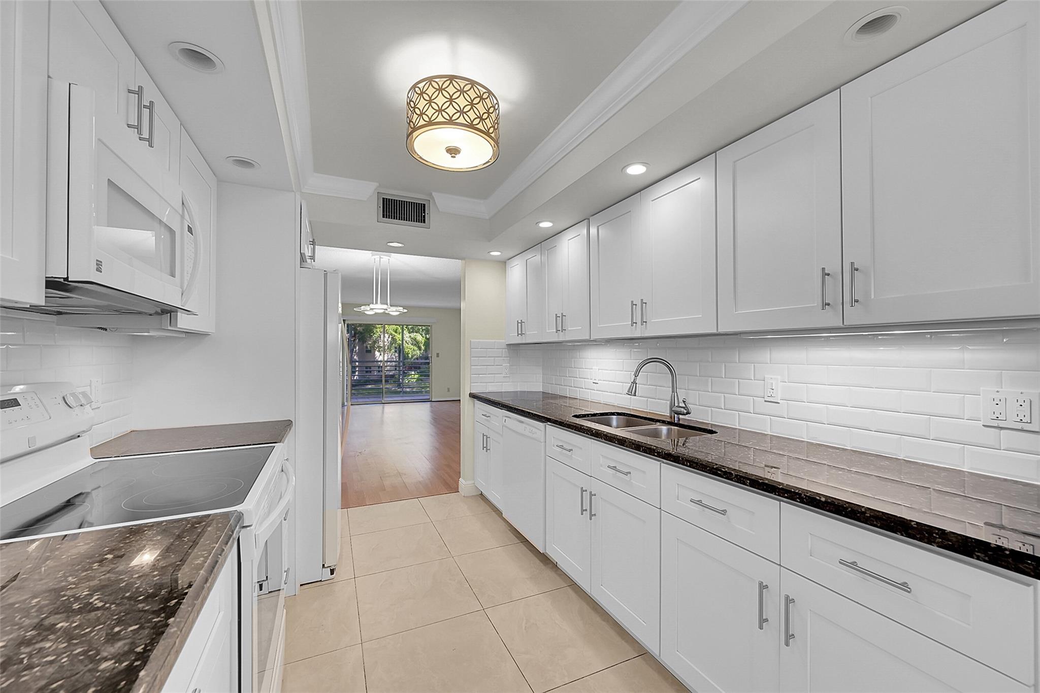 Eleuthera Village B Condo - Residential Lease