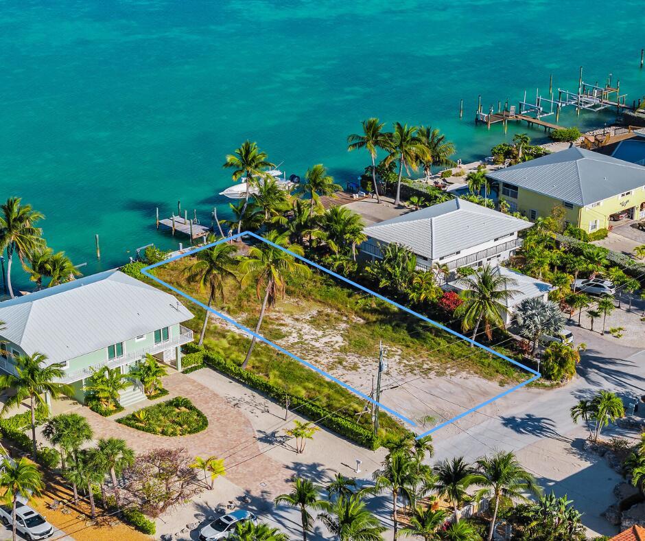 421 Harbour Drive