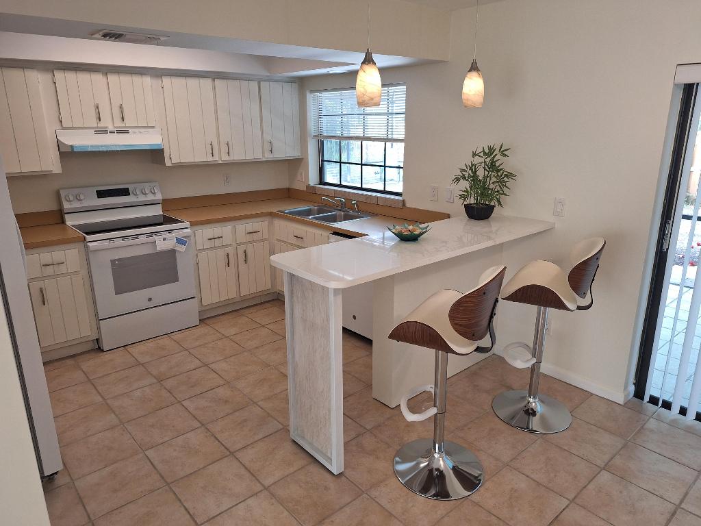 OSLO PARK UNIT NO 3 - Residential