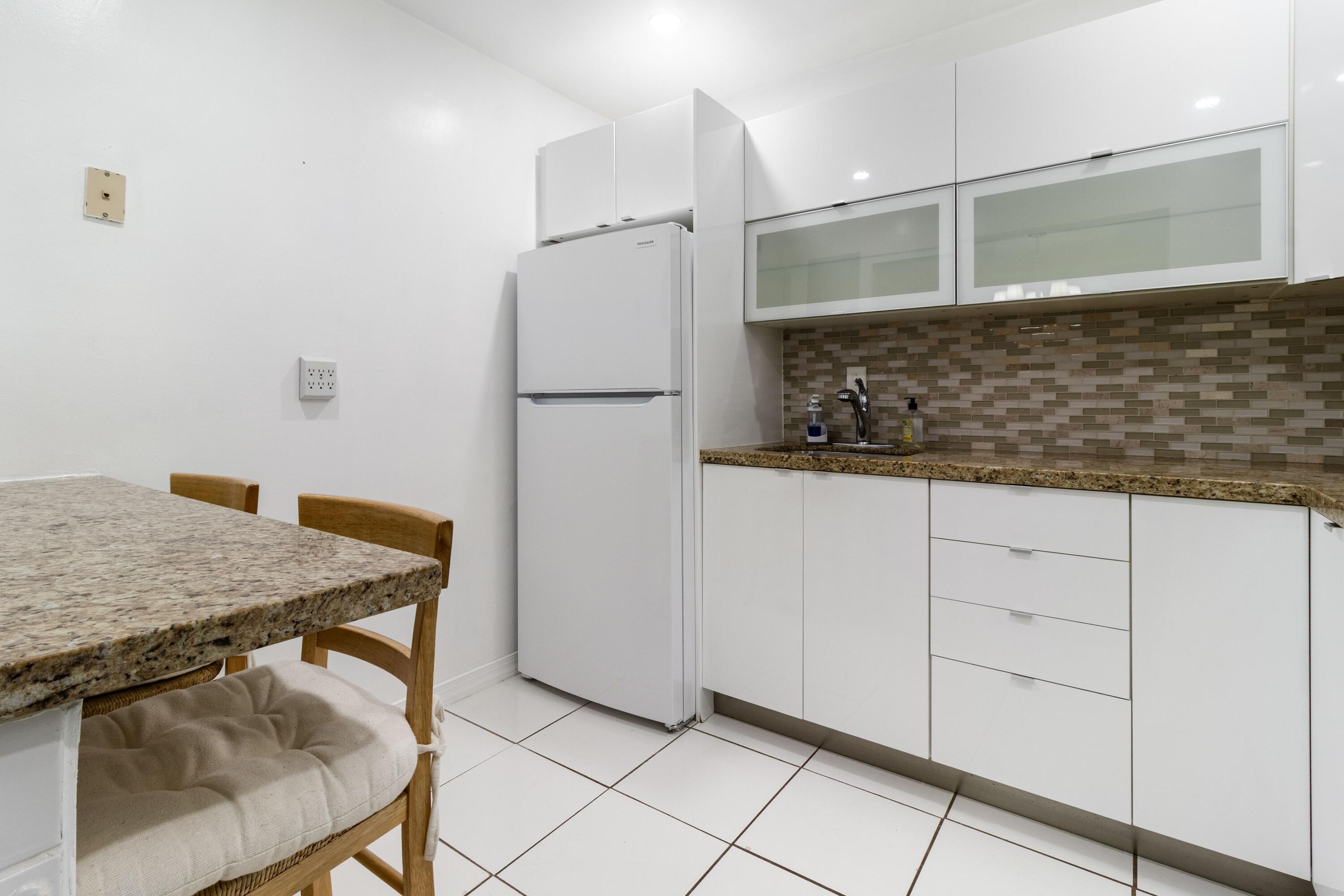 BAY COLONY CLUB CONDO - Residential