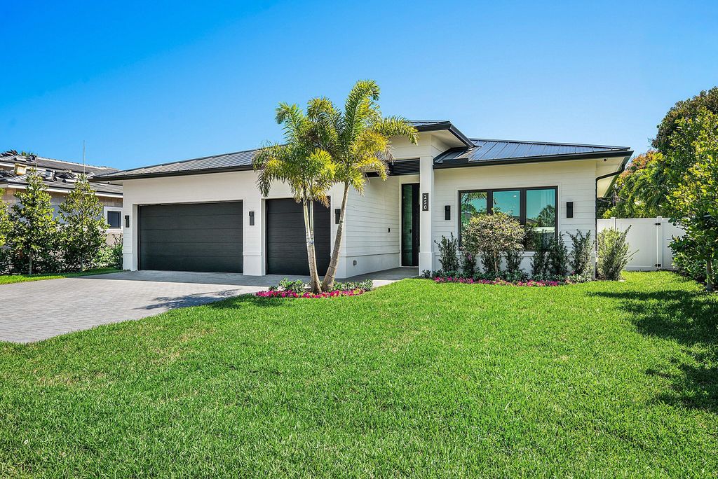 Photo of 250 NE 16th Street, Delray Beach, FL 33444 (MLS # B26004444)