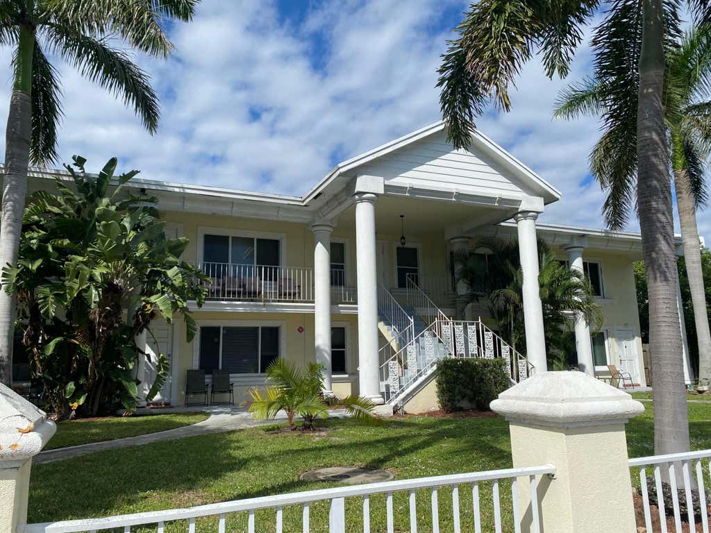 Photo of 4529 NE 21st Avenue #3, Fort Lauderdale, FL 33308 (MLS # B26044502)