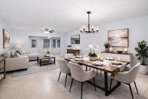 Tiny photo for 393 Bennington Lane #393, Lake Worth, FL 33467 (MLS # F10555070)