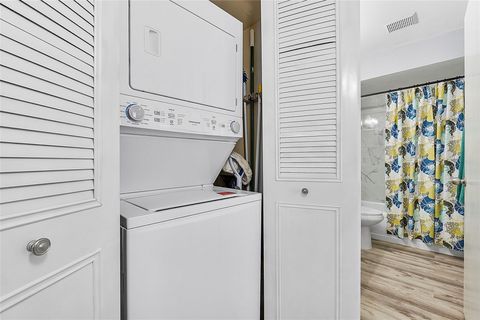 Tiny photo for 393 Bennington Lane #393, Lake Worth, FL 33467 (MLS # F10555070)