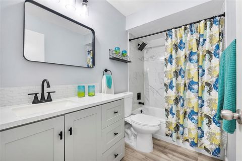 Tiny photo for 393 Bennington Lane #393, Lake Worth, FL 33467 (MLS # F10555070)