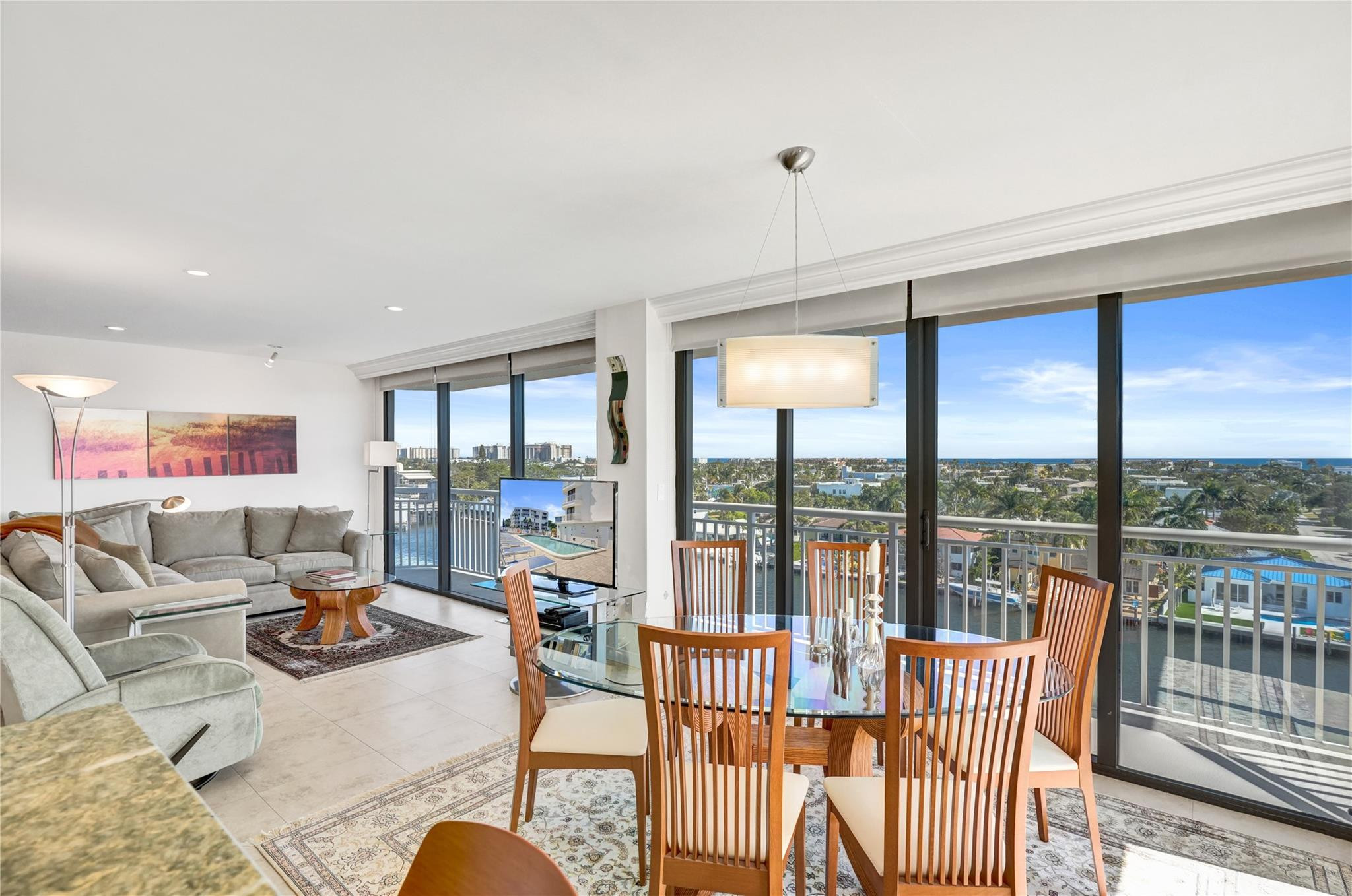 Pilot House - Residential