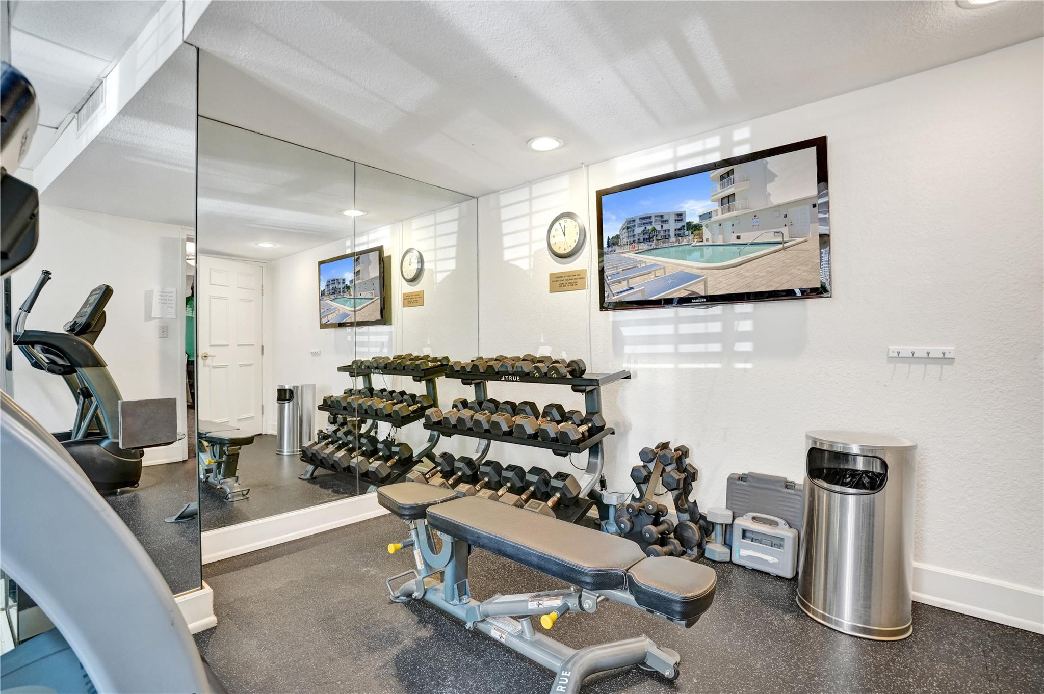 Pilot House - Residential