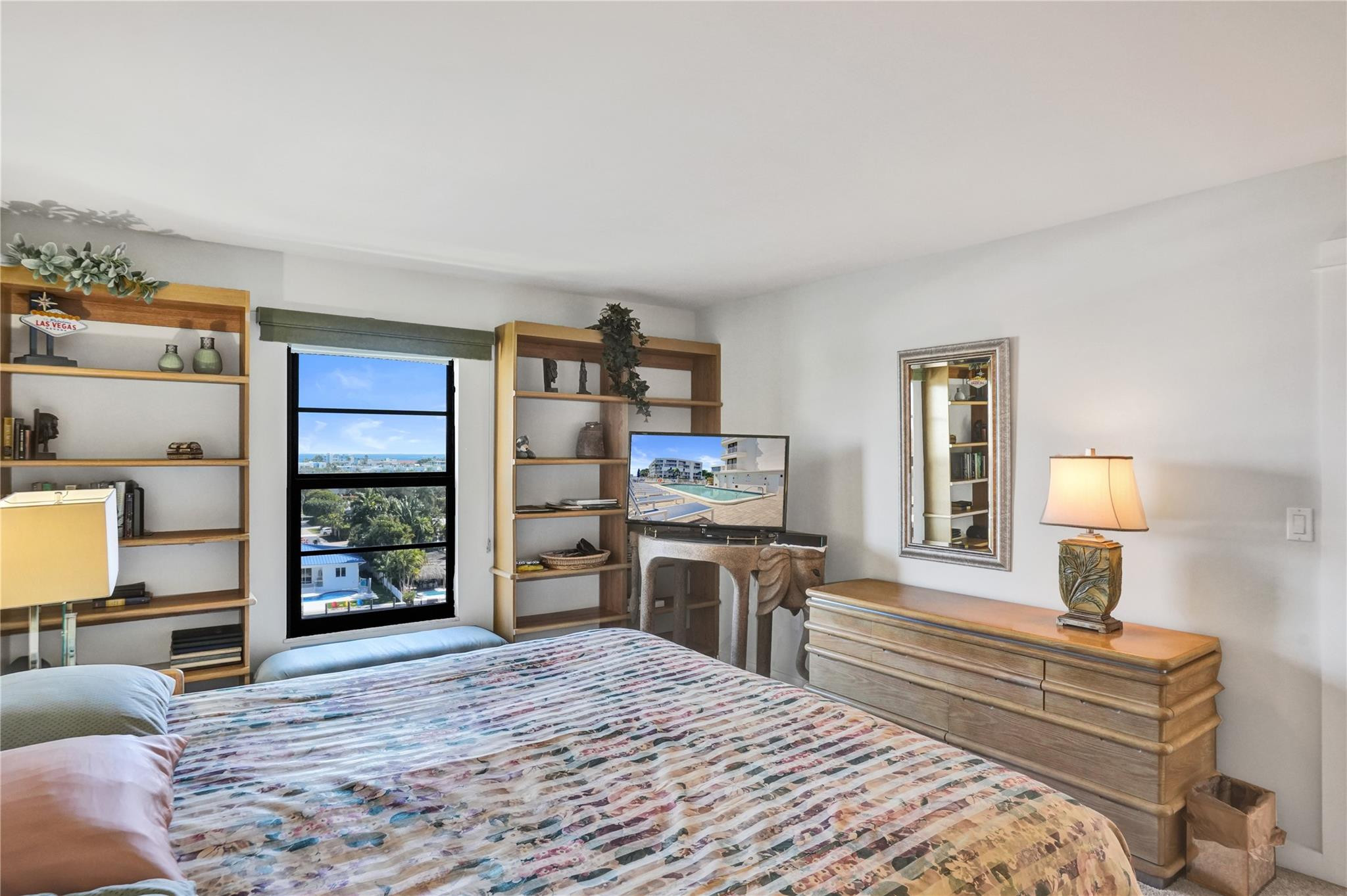 Pilot House - Residential