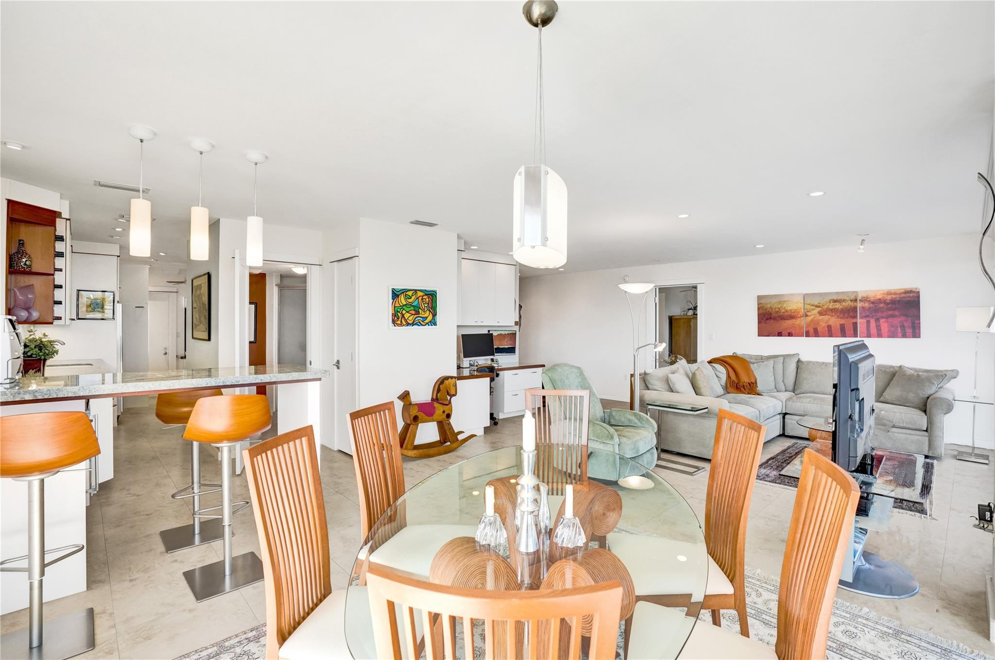 Pilot House - Residential