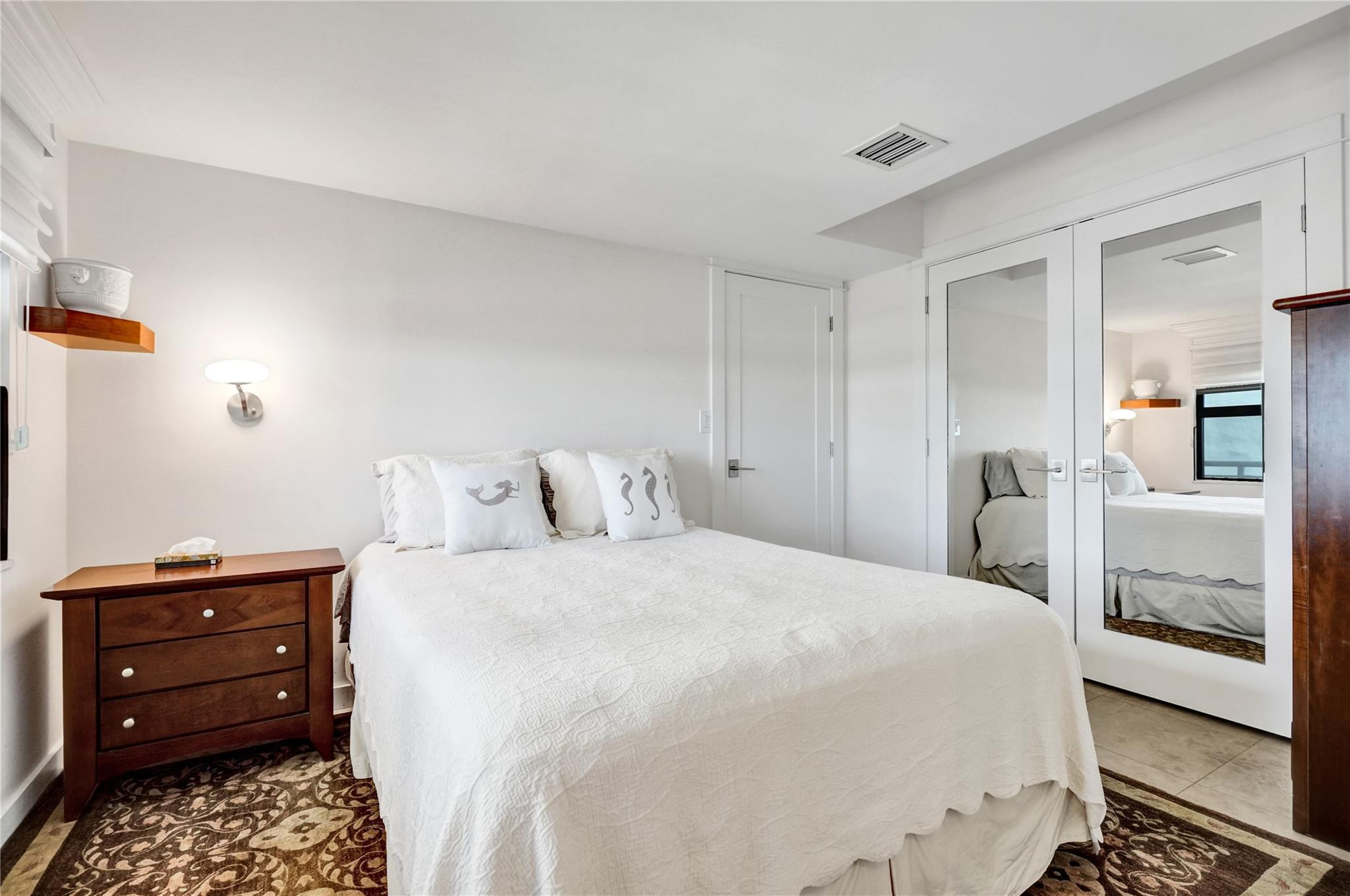 Pilot House - Residential