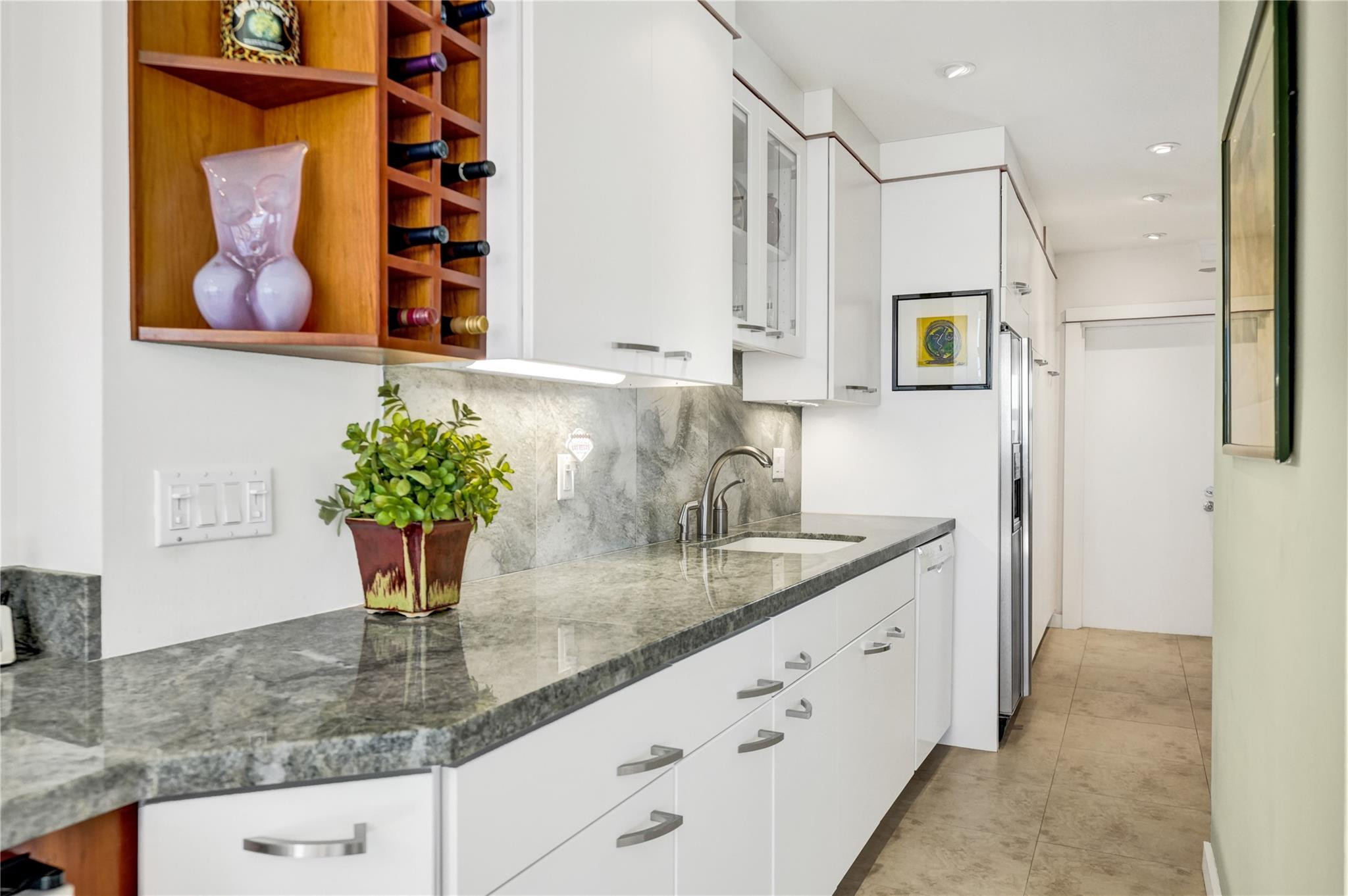 Pilot House - Residential