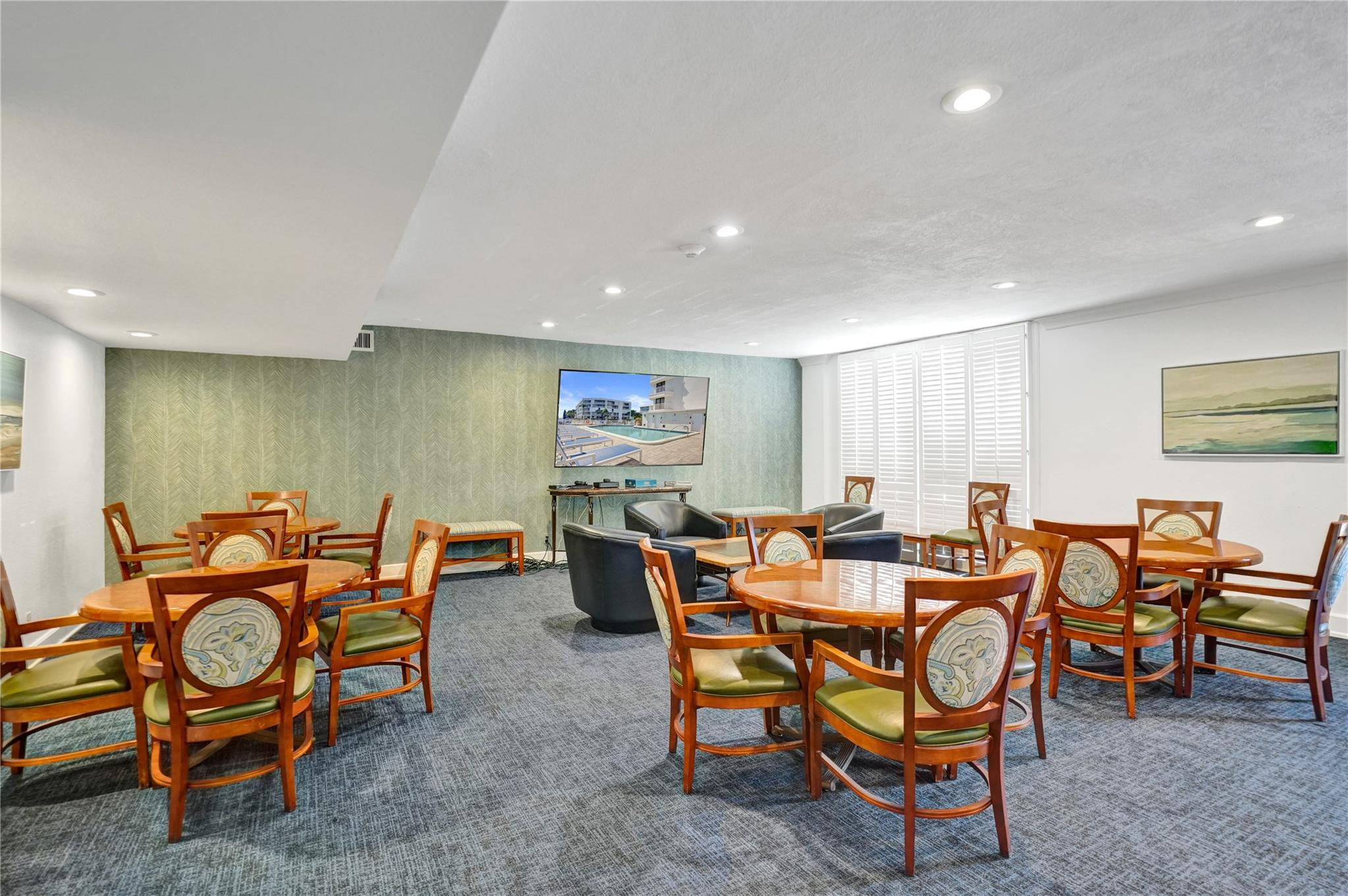 Pilot House - Residential