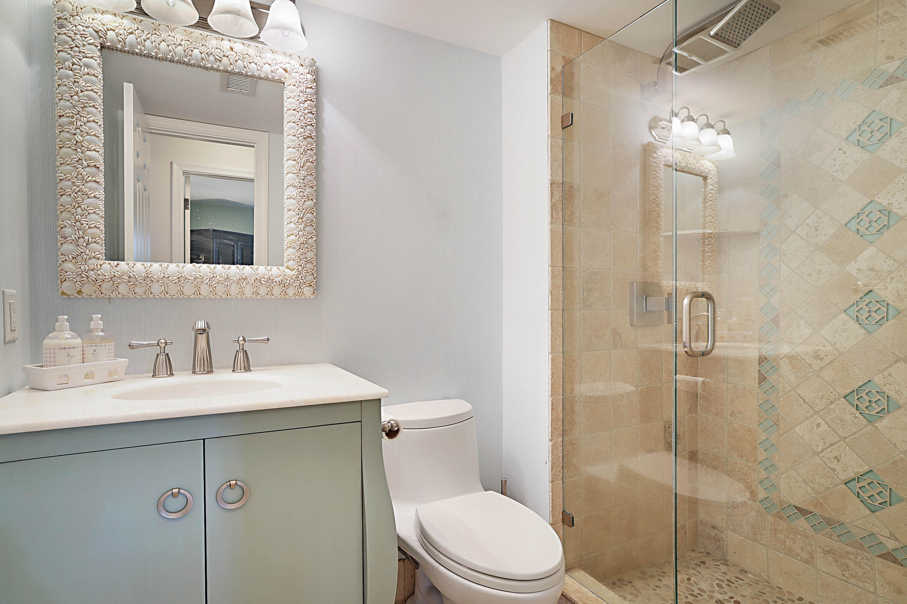 BROADVIEW CONDO - Residential Lease