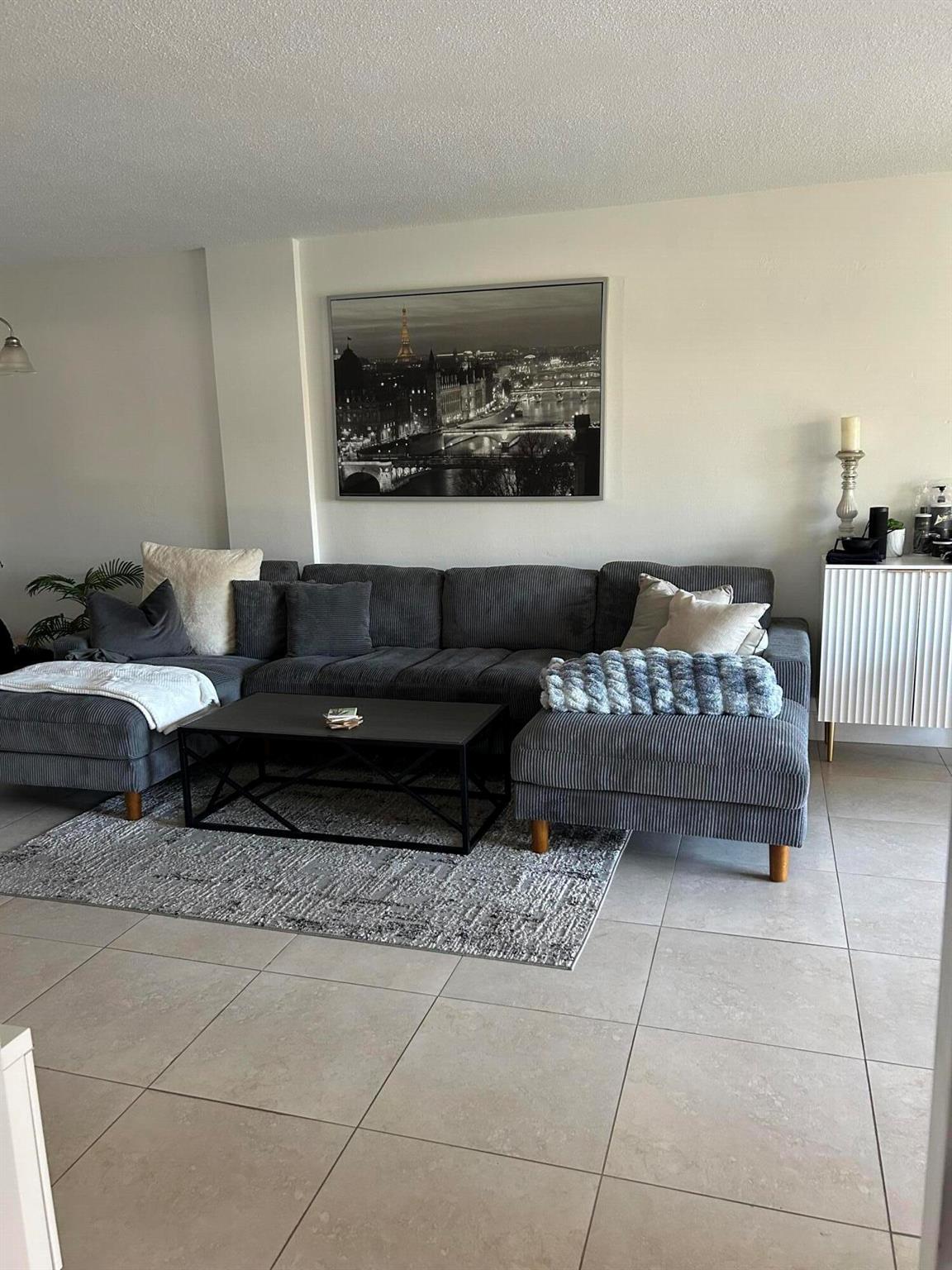 LIGHTHOUSE POINT PLAZA - Residential