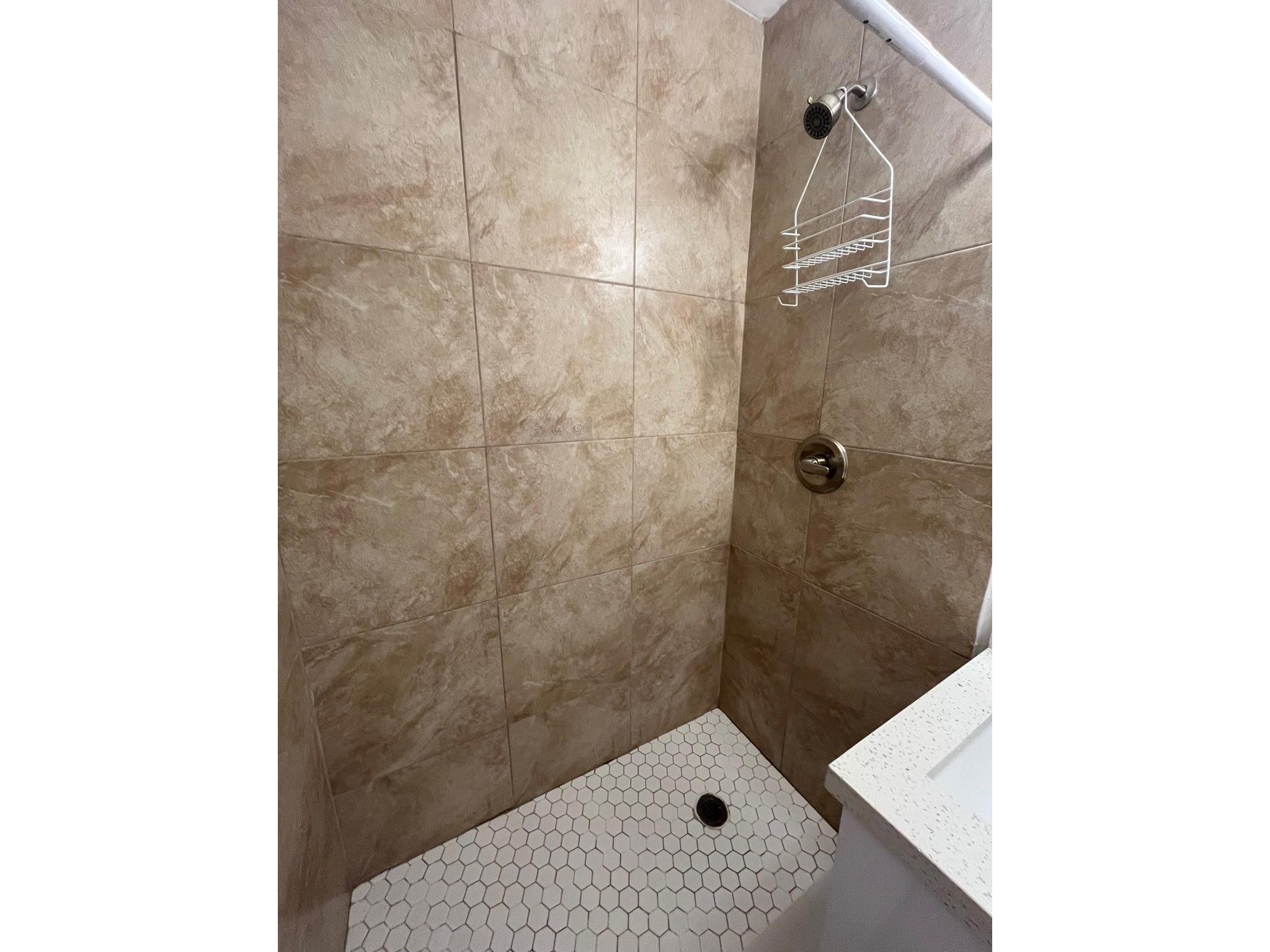 River Gardens 19-23 B - Residential Lease